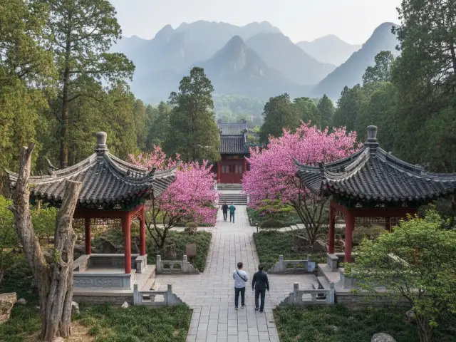 Huaqing Palace in Xi'an, China: The Story of Emperor Xuanzong and Yang Guifei