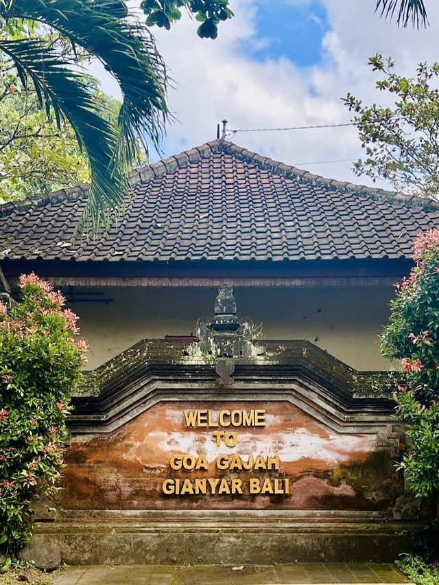 พามาดู “ถ้ำช้าง” สุดขลังและทรงพลัง ที่เกาะบาหลี🇮🇩
