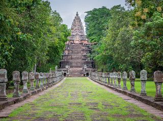 Thailand's Ultimate Ancient Khmer Temples Guide 🇹🇭✨