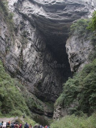 ทิวทัศน์เหนือจินตนาการที่อุทยานหลุมฟ้า 3 สะพานสวรรค์อู่หลง 。