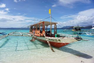[Coron, Philippines] BBQ by the Crystal Sea! A Dreamy Island Hopping Lunch at Banul Beach.
