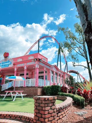“ภารกิจพิชิต Bucket List: ทำสำเร็จแล้ว — ในที่สุดฝันที่ Dreamworld ของฉันก็เป็นจริง!”