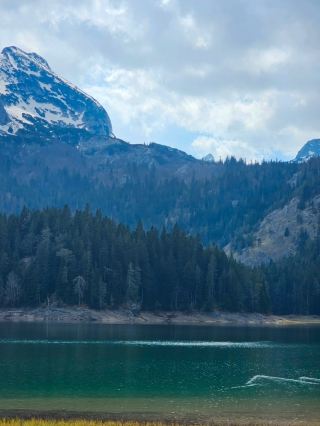 อุทยานแห่งชาติดูร์มิตอร์ (Durmitor National Park): อัญมณีแห่งเทือกเขาแอลป์ในมอนเตเนโกร