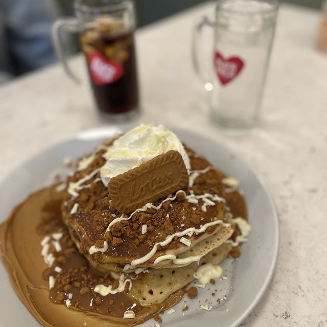 英國曼徹斯特 超多選擇特色甜品店 仲有開心果醬賣