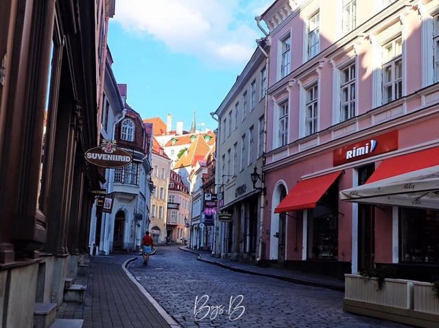 พามาเที่ยว Tallinn เมืองในนิยาย 