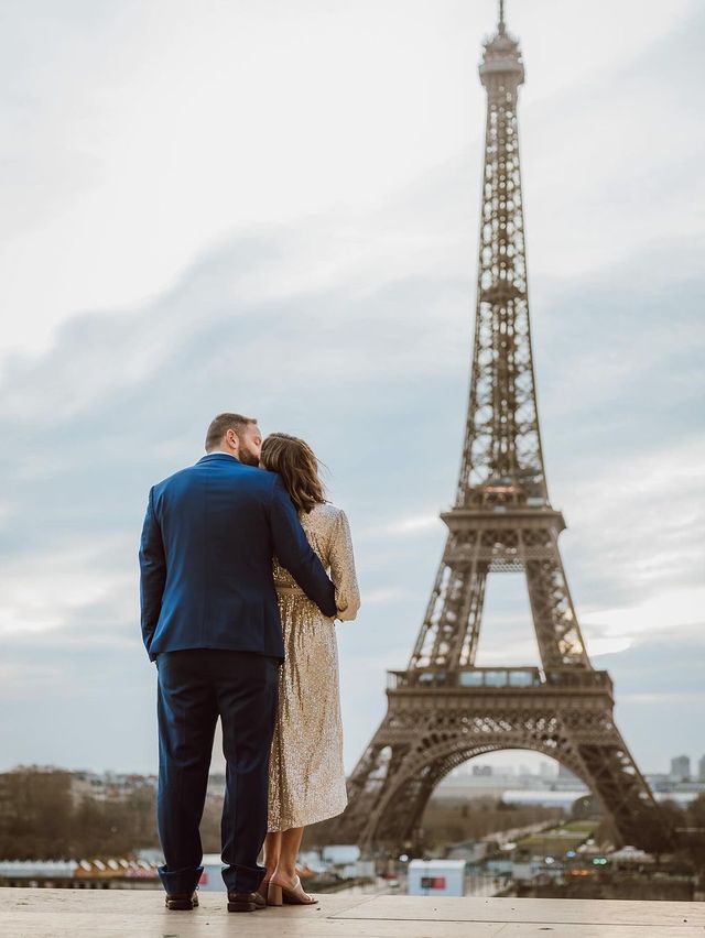 Eiffel tower 