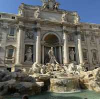 Trevi Fountain-Fountain of dreams✨