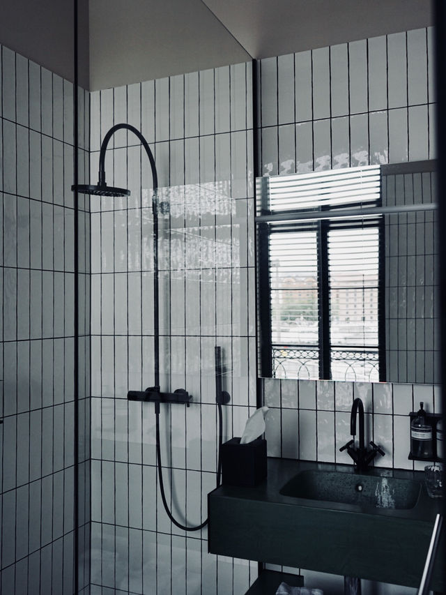 Antwerp | Boutique hotel with good service and interior design 