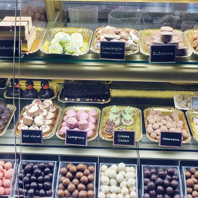 Xmas Sweets in Modena