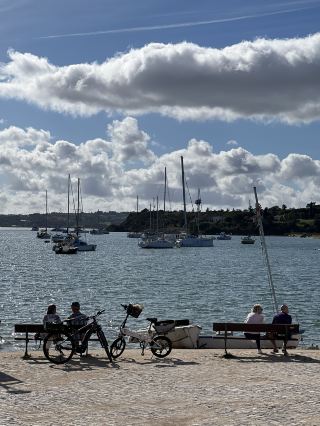 Shimmering Alvor's seaside walking trail