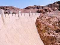 🚗 National Park Road Trip Tips: Make Hoover Dam Your Epic Midpoint Stop! 🛣️💦