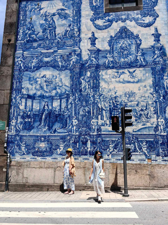 🏙️💳 Save Big & See More with the Porto City Pass!