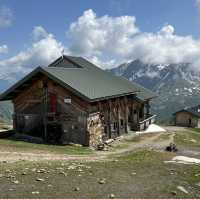 Mont-Blanc Hiking 