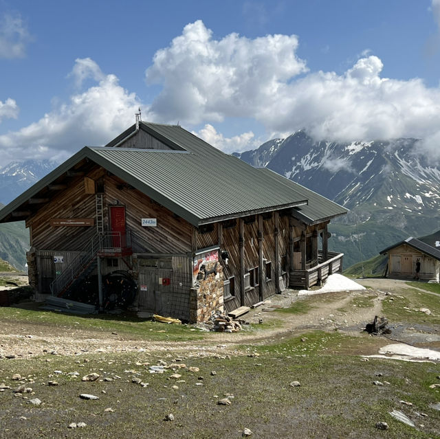 Mont-Blanc Hiking 