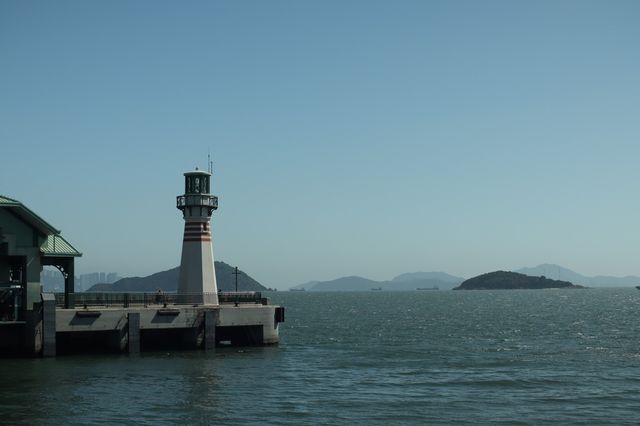 Hong Kong | A Magical Departure from the Pier