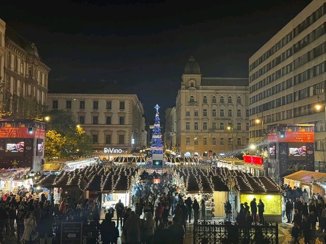 Sparkling Joy Tree🌟