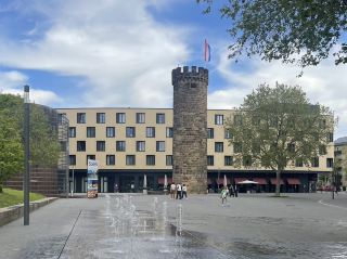 Heilbronn is a mid-sized city in Baden-Württemberg, Germany, situated along the Neckar River, just a short distance away.
