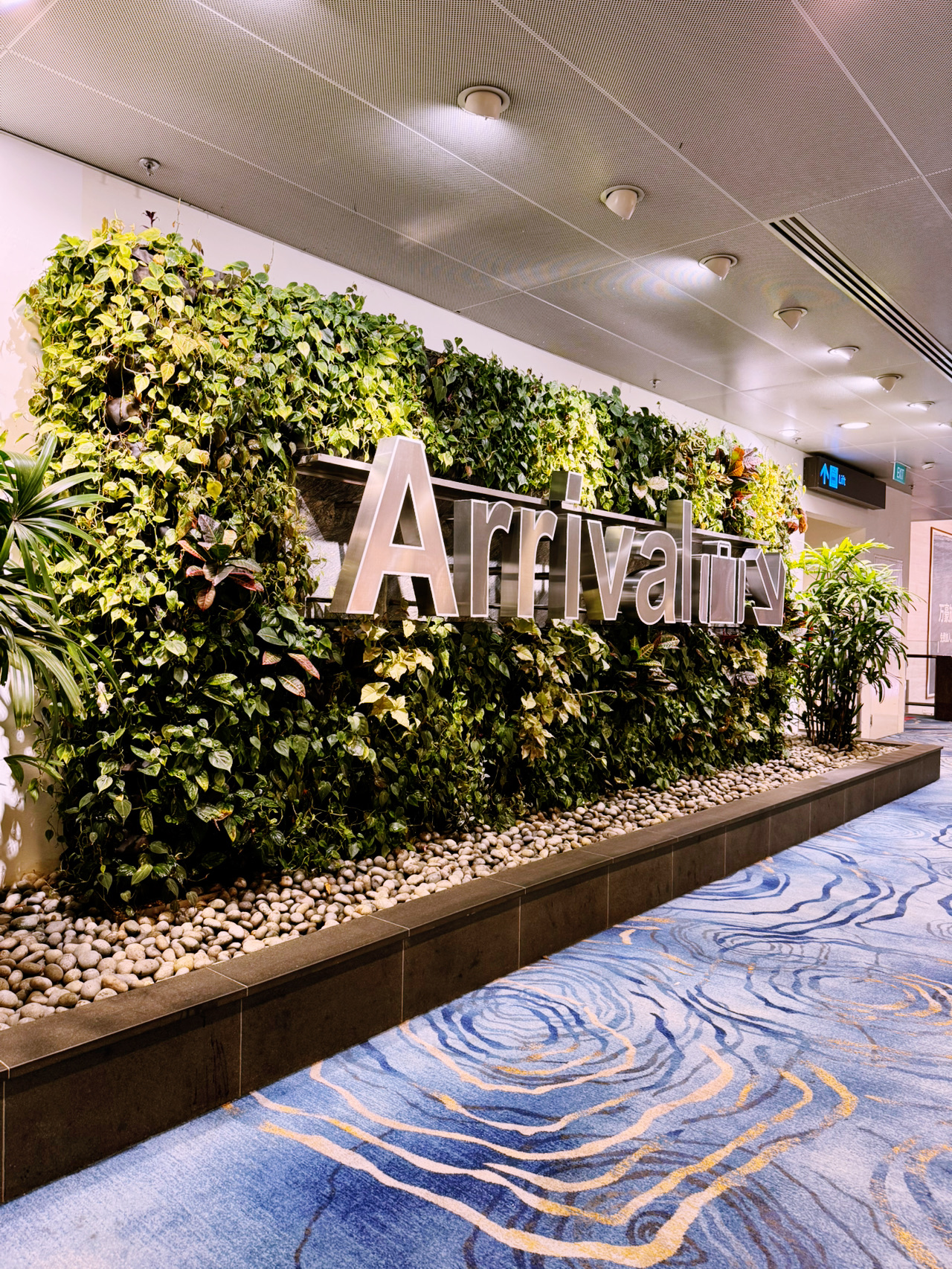#arrivalguide 

My traveling stars, 

Let’s hands up if you are also always rushing to the airport? Traffic jams, last-minute plans in the city... That is exactly why leaving the iconic Jewel complex at Changi Airport for your departure day is a fatal first-timer mistake!
Many people think that Jewel is inside the transit area after security. No, it’s not! The famous waterfall, attractions, and fantastic spots are located in the public area.
If you arrive right before your flight, you will miss it completely because you won't have time to exit to Jewel and then re-clear security to your gate.
What will you miss if you rush?

💎 The Orchid Garden: A stunning display of countless gorgeous orchids, the perfect photo spot!
💎 Souvenir Heaven: Tons of amazing gift shops where you can find unique Singaporean keepsakes.
💎 Surprise Find — A Rooftop Pool Bar! Yes, you heard it right, you can chill by the pool with a cocktail right at the airport, watching planes take off.

So, here is my advice: once you land and pass immigration, just stay here and relax for a few hours. Don't rush anywhere, enjoy this "city within a city" right upon arrival! Trust me, it will save your nerves and give you tons of amazing moments.
#firsttimermistakes #localrules #singaporeguide #changiairport #jewelchangi #travelscam #singaporetrip
#changiairport #jewelchangi #travelscam
