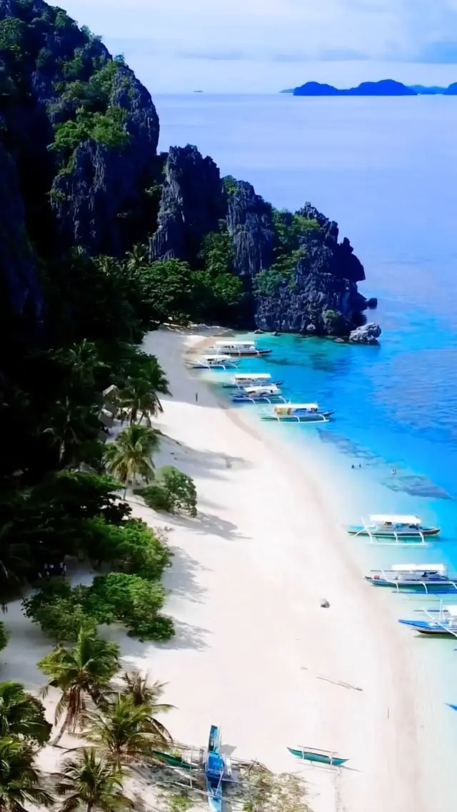 Welcome to Paradise: Black Island, Coron, Palawan! 🌴🌊