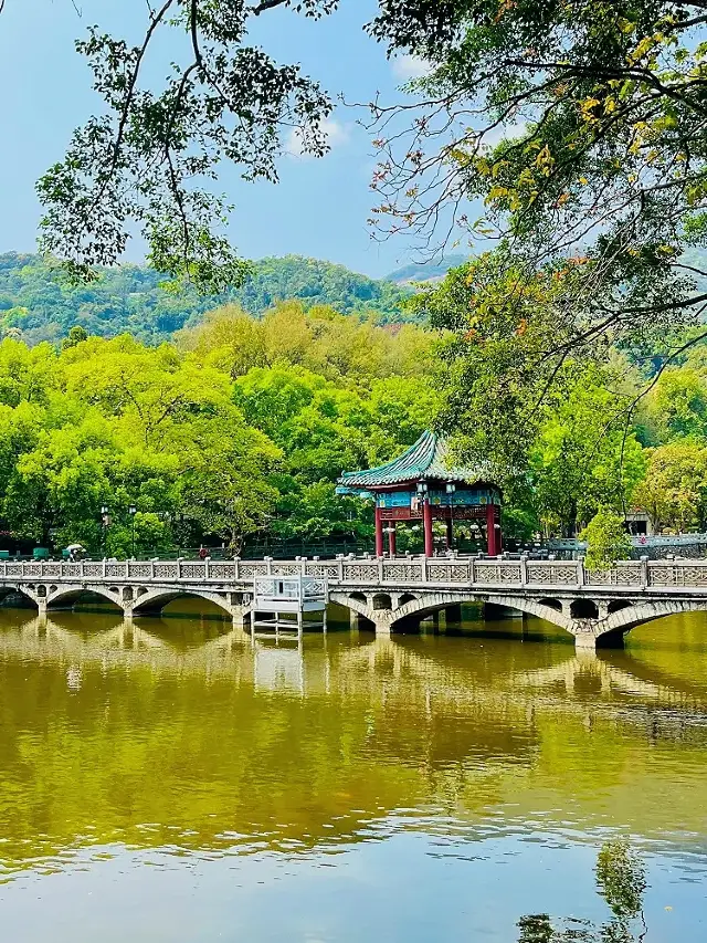 광둥 단거리 여행 좋은 장소는 산과 물이 있고, 경치가 아름답고, 유리 바다 떠돌이도 있습니다