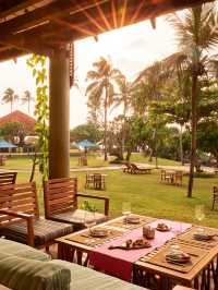🌴🏖️ Hikkaduwa's Haven: Serene Seascapes & Comfort 🌅🍽️