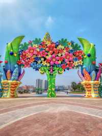 🌟 Guangzhou's Ultimate Stay & Play Guide 🎢🏨