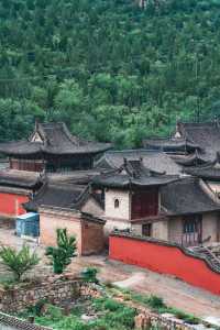 出差途中特意繞路去了山西，看看《齊天大聖孫悟空》中的其中一個取景地——覺山寺。