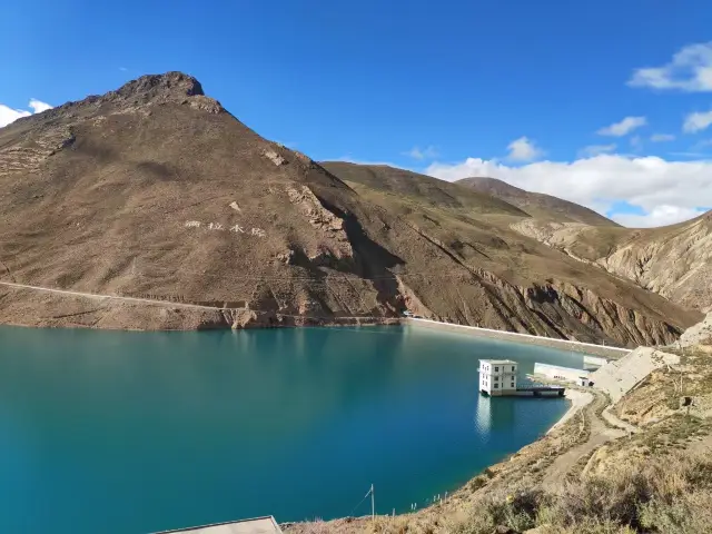 Xinjiang-Tibet Highway - Yamdrok Lake, Karola Glacier