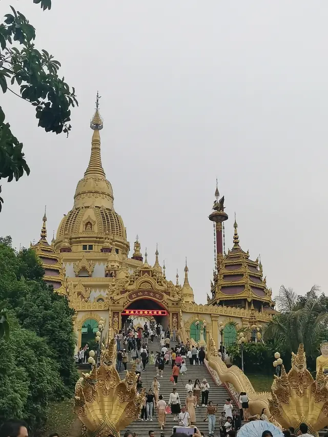 芒市3日2泊旅行ガイド。