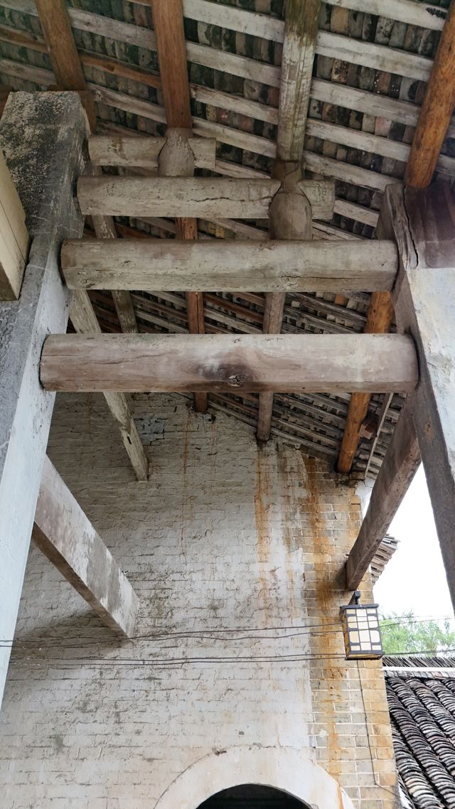 廣西富川留家灣村楊氏宗祠。