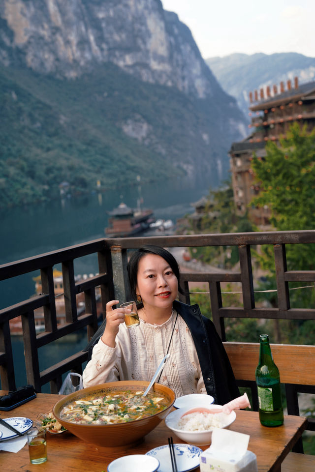 秋日到重慶人少景美的江邊古鎮過周末吧。