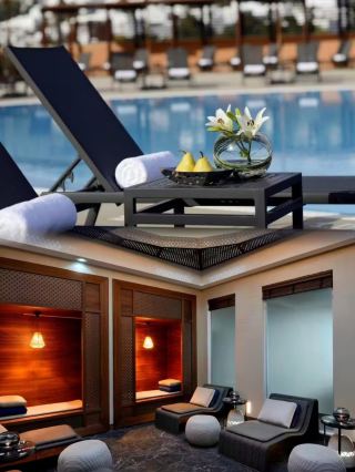 I highly recommend the Constantine Marriott Hotel! Here's the inside scoop on an amazing stay: