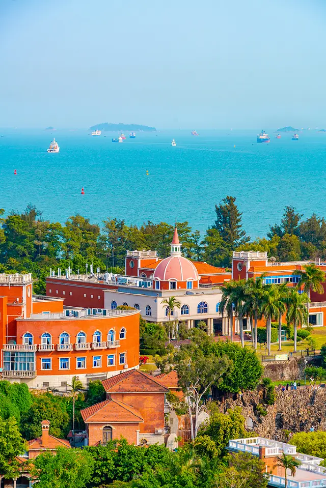 A Guide to Buying Ferry Tickets to Gulangyu Island