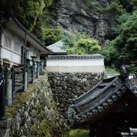 大阪秘境｜藏在生駒山的治癒系古寺，99%遊客都不知道！✨ 