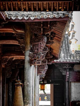 九峰禪寺內千年古畫白鶴飛翔🕊️