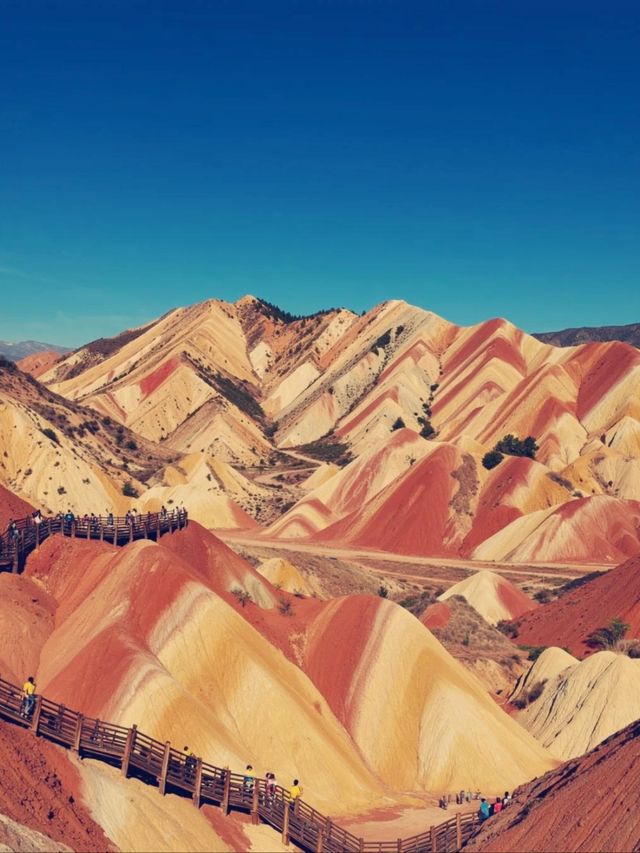蘭州秋日必衝｜水墨丹霞的天然油畫暴擊