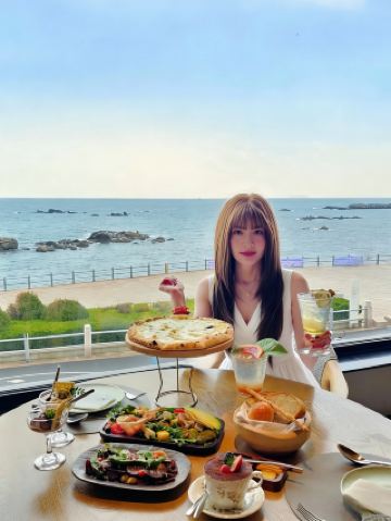 Discover a stunning ocean view restaurant in Qingdao