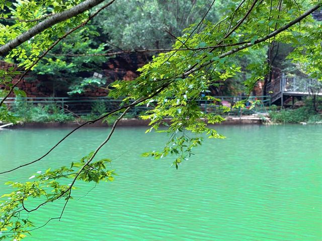 北京湖洞水遊玩攻略 湖洞水坐落於平谷區黃松峪鄉,是一處小眾原生態2A峽谷景區,因谷中有湖、山中有