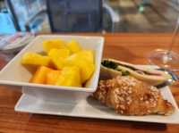 이제는 밀라노와 헤어질 시간.. 말펜사 공항 라운지 " Via Milano Lounge"