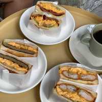 Le Cafe
