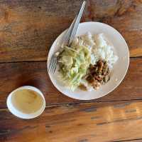 Suansuai Rimfai restaurant, at Chonburi 🍲🇹🇭