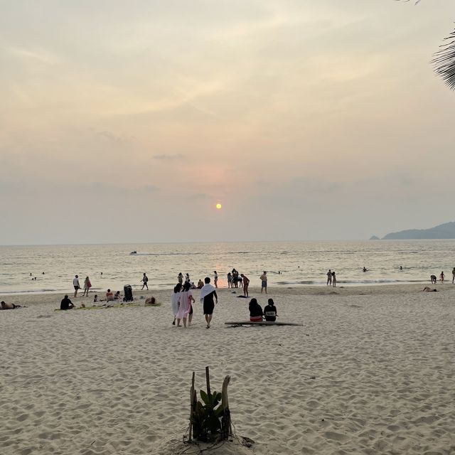 布吉旅遊聖地🫶🏻芭東海灘❤️泰國🇹🇭最令日落🌄