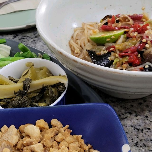 ร้านอาหารสุดแซ่บที่ "เผ็ดเผ็ดคาเฟ่" 🌶🔥💖
