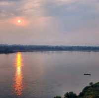 ที่พักหลักร้อย​ วิวสวยเมือง​นครพนม​