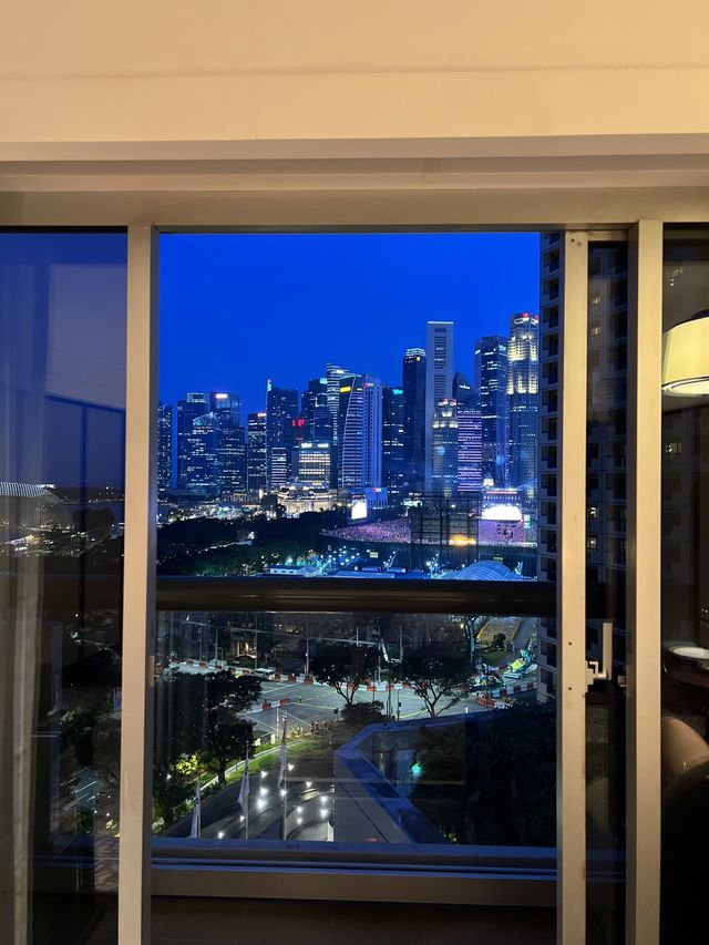 🎇Breathtaking Views @ Fairmont Singapore
