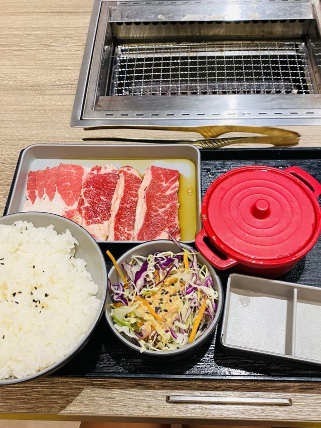 「日式燒肉饗宴：RUD燒肉帶來的口感傳奇」