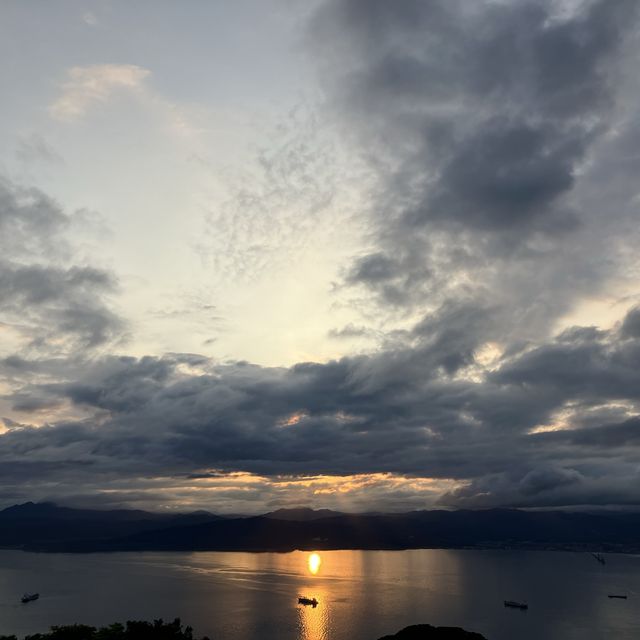 閃耀北海道夜空！函館山夜景震撼呈現