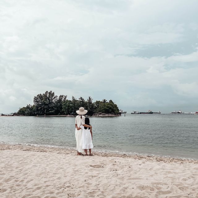 Sentosa beach,singapore