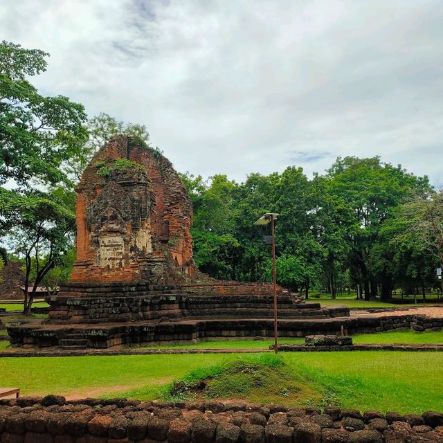 อุทยานประวัติศาสตร์ศรีเทพ 