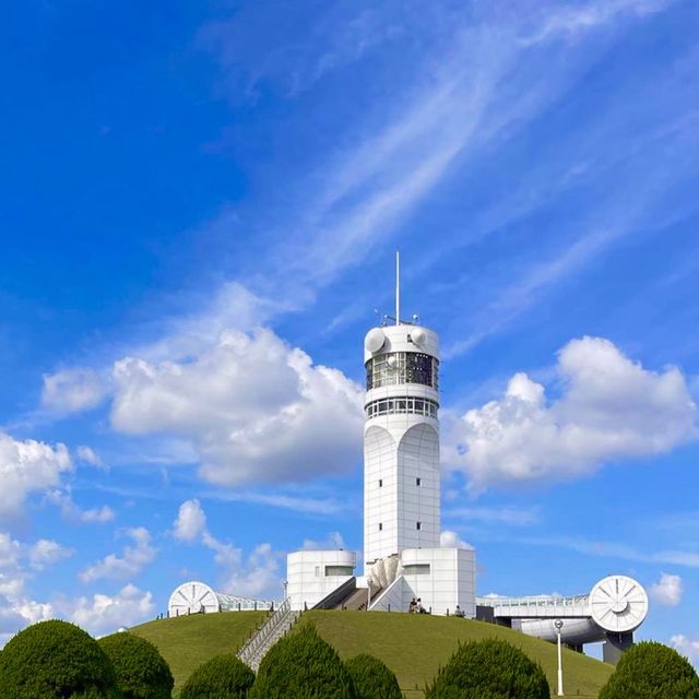 💡요코하마항을 밝혀주는 새하얀 요코하마항 심볼 타워를 방문해보세요! ✨